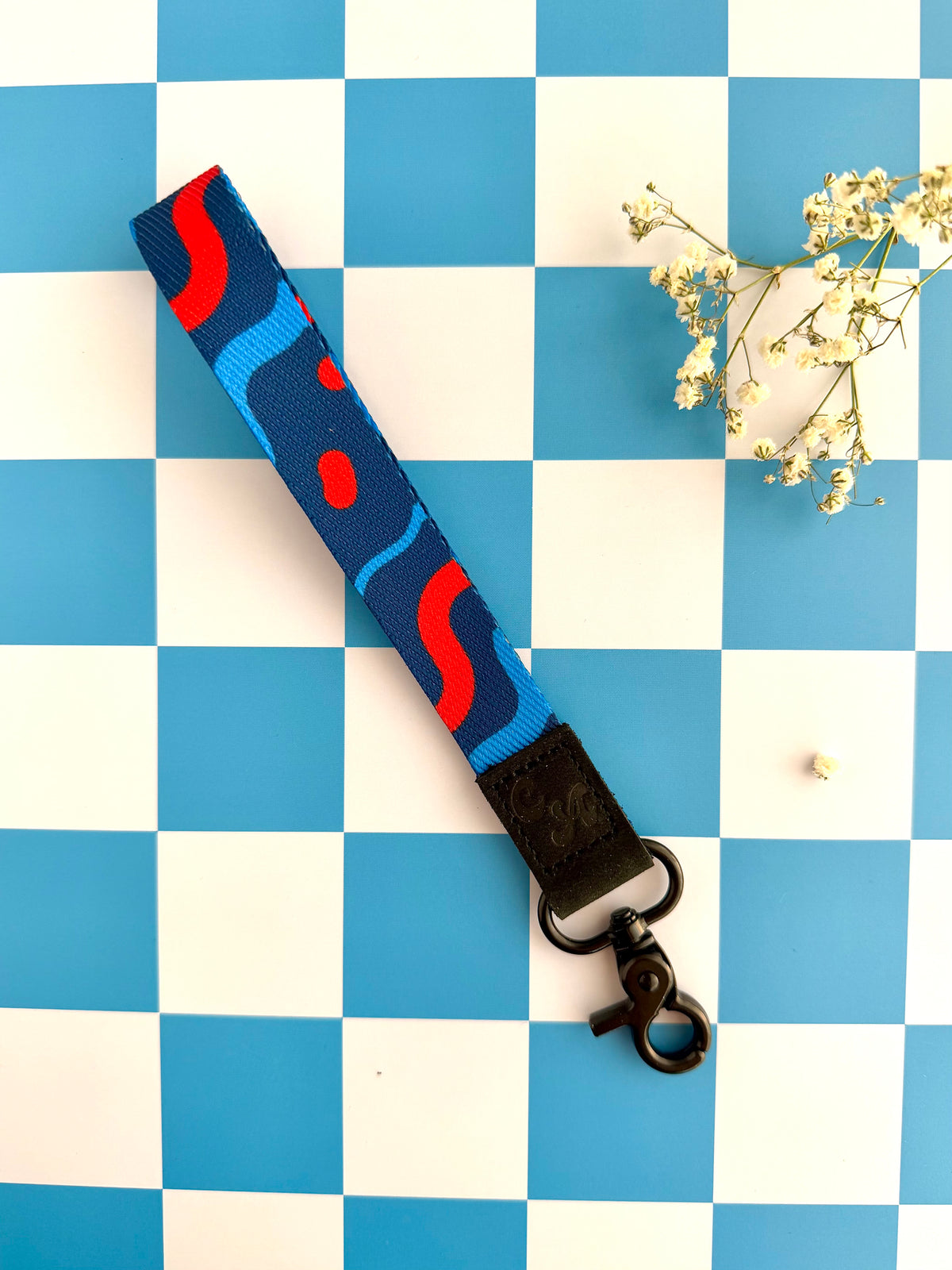Retro Waves Wristlet