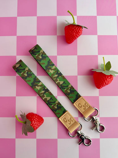 Green Escape Wristlet