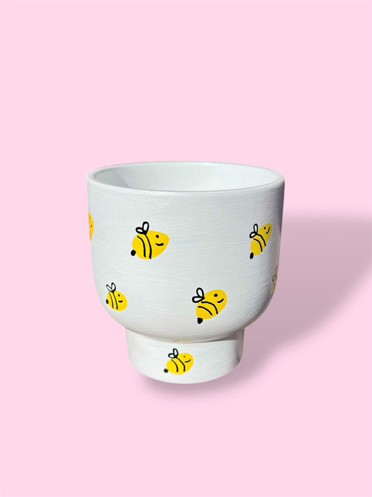 Busy Bee Pot - White