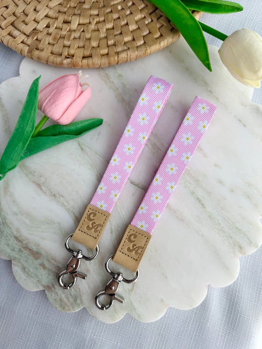 Pink Daisy Wristlet